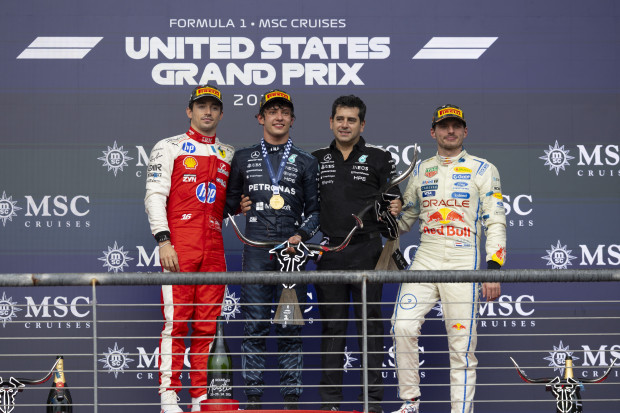 Kimi dominates in Austin 